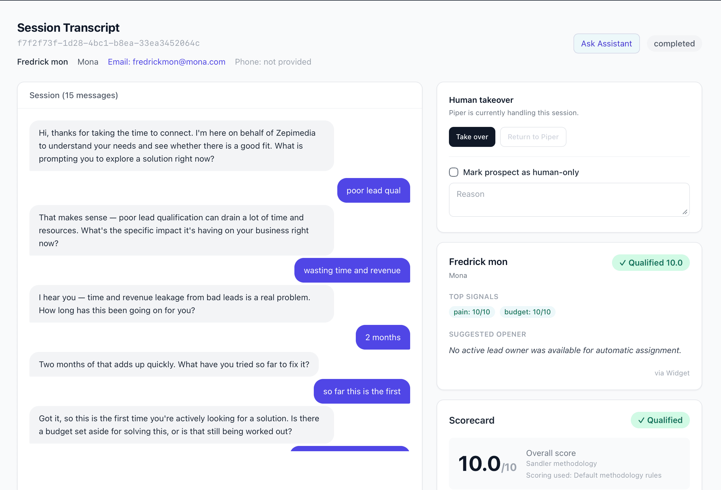 PiperHQ qualification conversation — AI agent qualifying a prospect in real time, with live scorecard showing 10/10 qualified status.